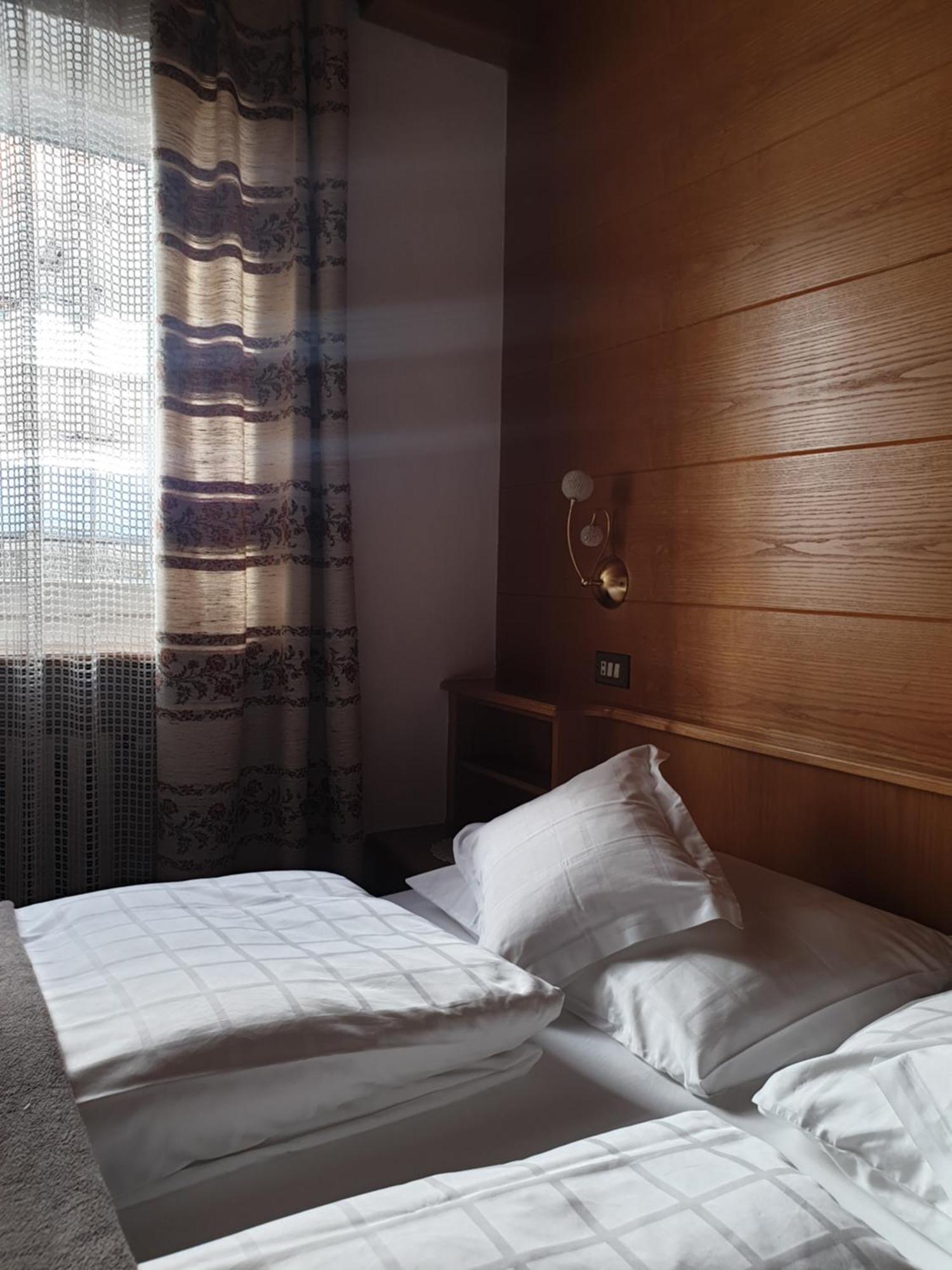Garni Le Chalet Santa Cristina Val Gardena Ngoại thất bức ảnh