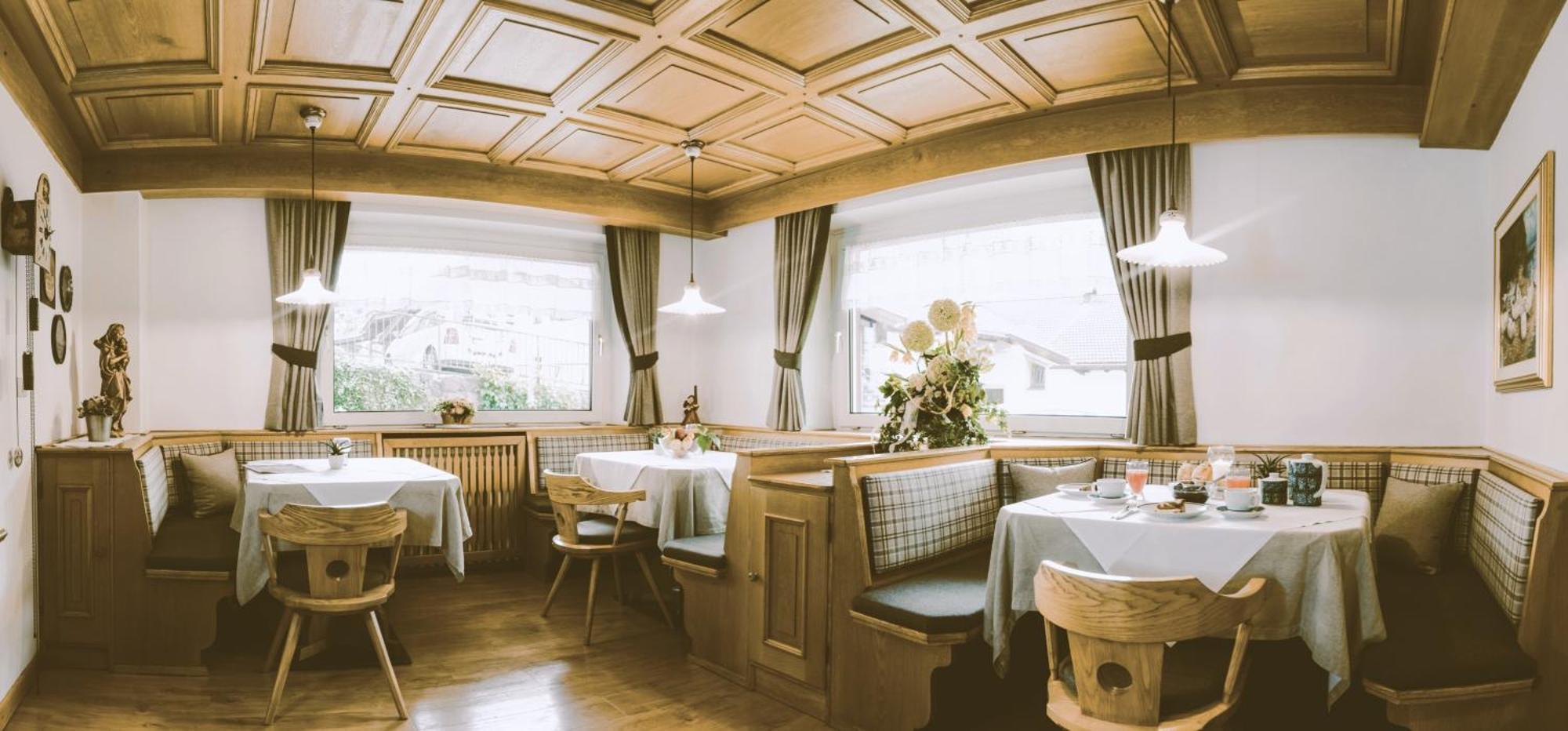 Garni Le Chalet Santa Cristina Val Gardena Ngoại thất bức ảnh