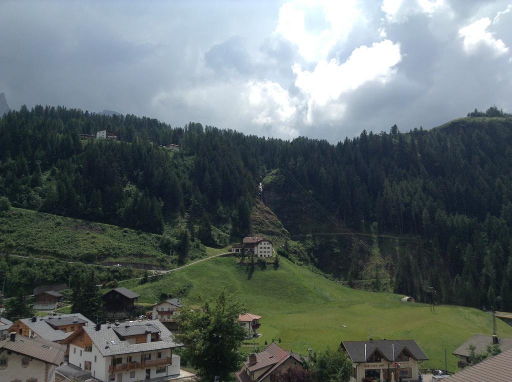Garni Le Chalet Santa Cristina Val Gardena Ngoại thất bức ảnh