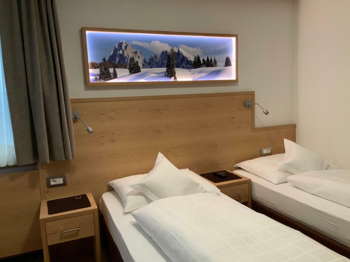 Garni Le Chalet Santa Cristina Val Gardena Ngoại thất bức ảnh